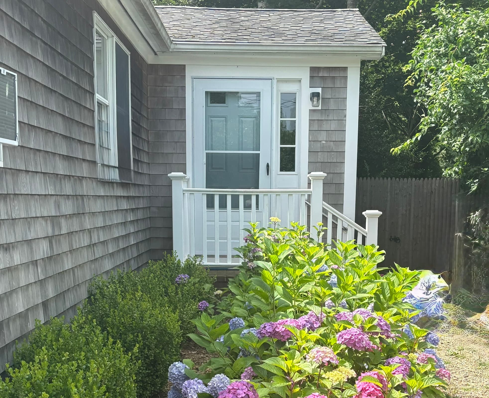 Holly Tree Haven — photo 2