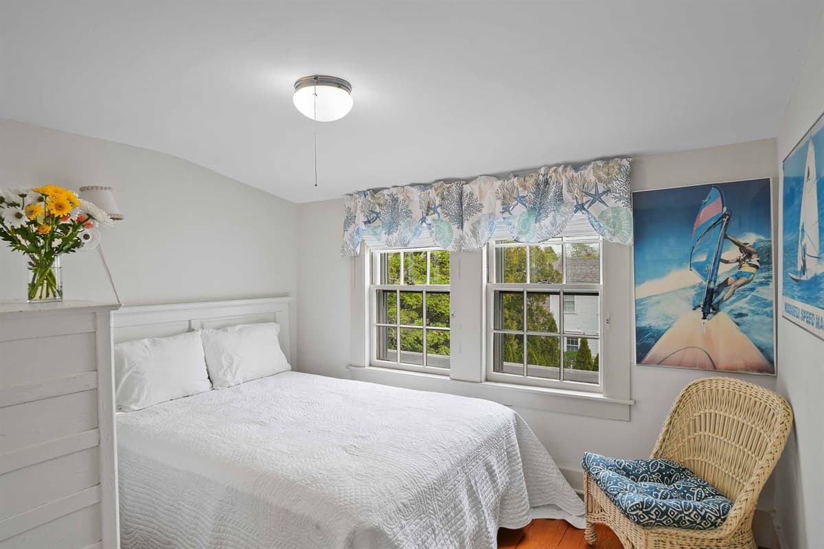 West Wing 3rd Floor Bedroom 9